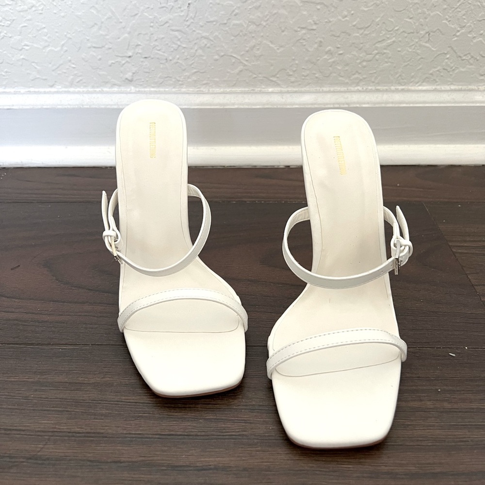 Beautiful new heels!
If you have and question just let me know